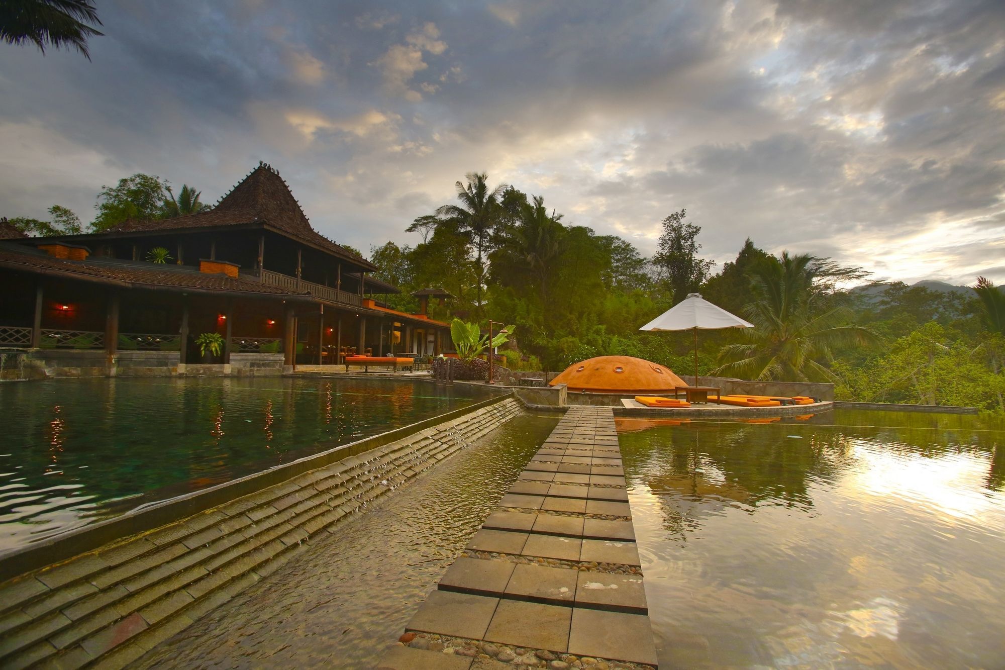 Mesastila Resort And Spa Magelang Dış mekan fotoğraf